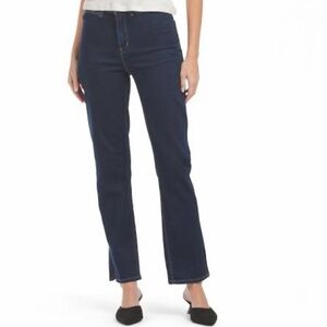 NWT Levi's Dark Blue Straight Leg Jeans